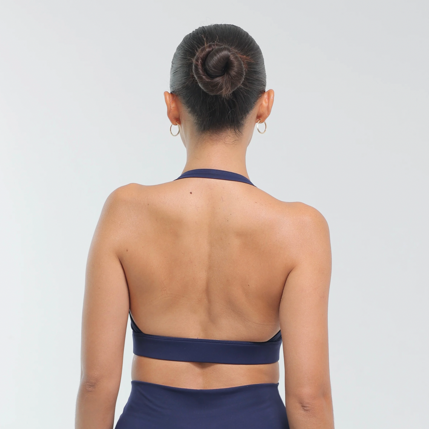 BACKLESS HILER BRA