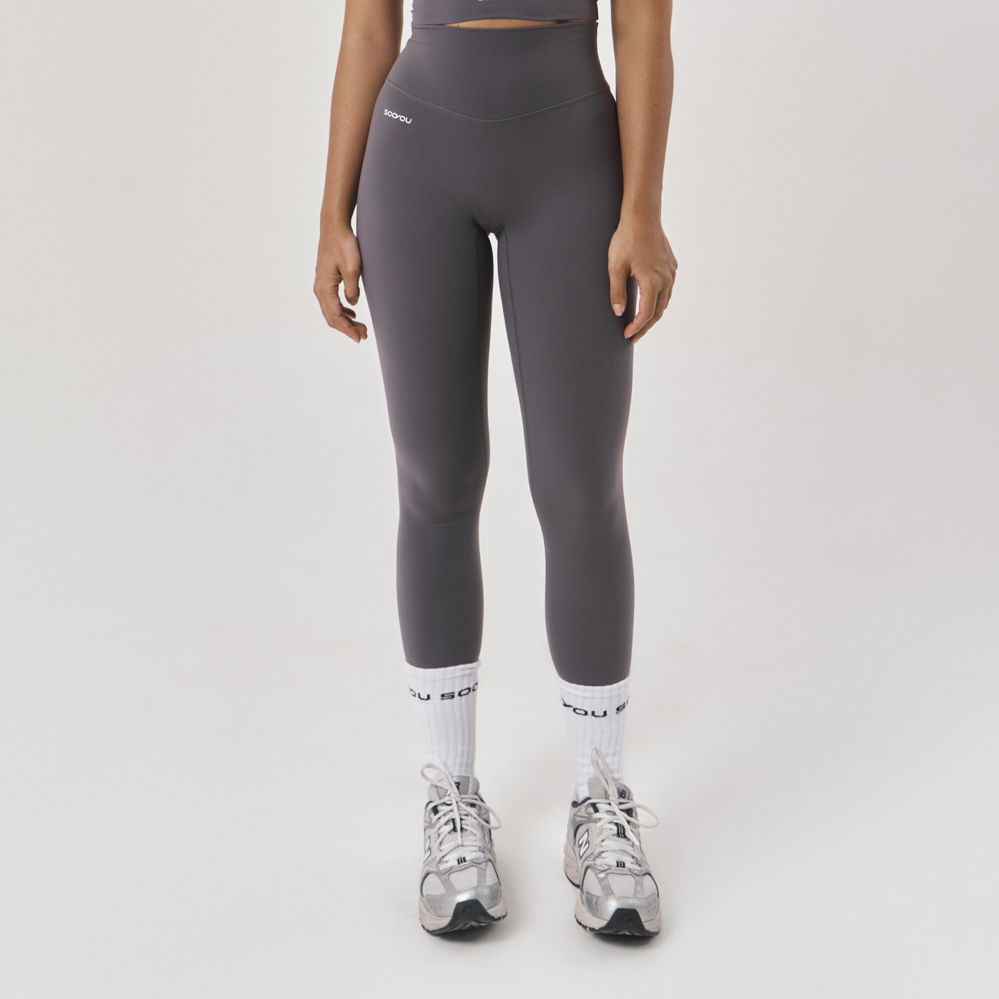 HIGH WAISTED LEGGINGS