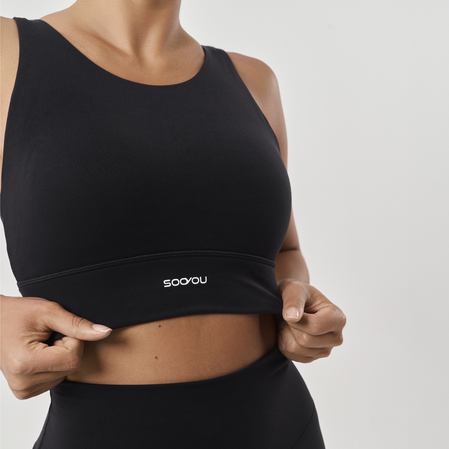 HIGH NECK SPORT BRA